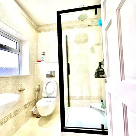 Urban Garden Hideaway * Dublin