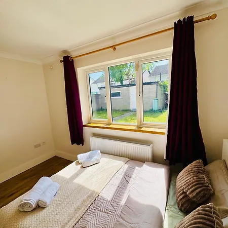 Urban Garden Hideaway Homestay szállás *