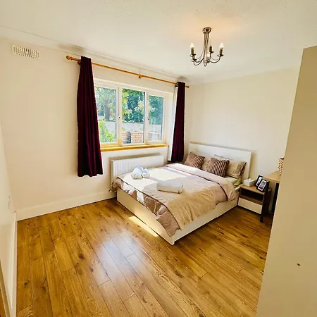 Kwatera prywatna Urban Garden Hideaway