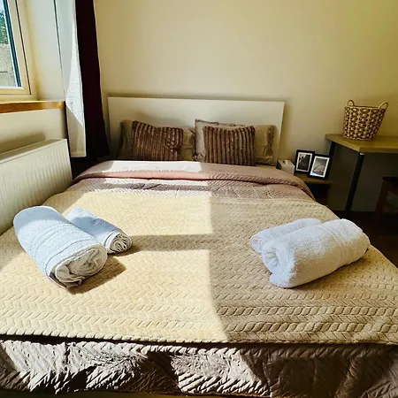 Urban Garden Hideaway *