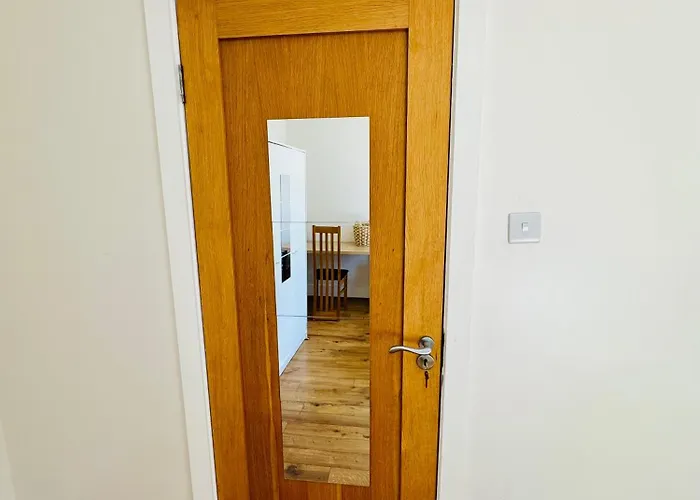 בית אירוח Urban Garden Hideaway דבלין
