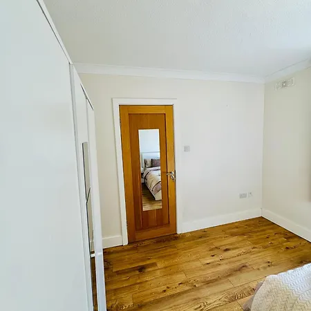 Urban Garden Hideaway * Dublin